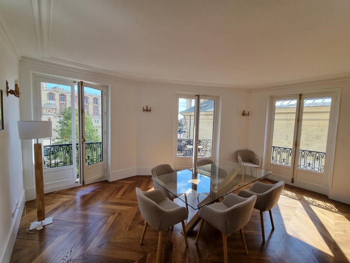 סן-ז'רמן-אן-לה Face Chateau St Germain En Laye, Appartement 4 A 6 Personnes, 23 Min De Paris Champs-Elysees מראה חיצוני תמונה