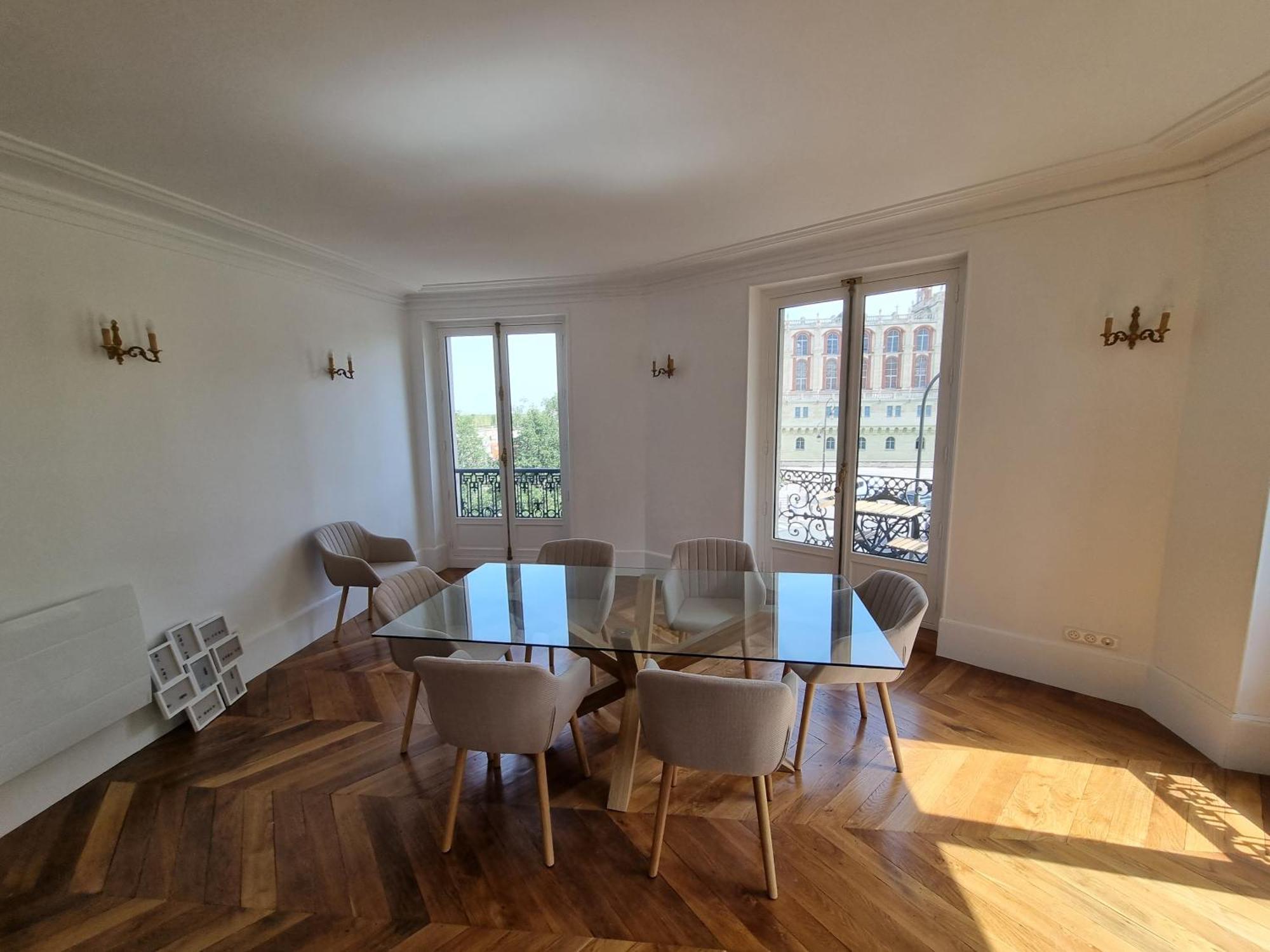 סן-ז'רמן-אן-לה Face Chateau St Germain En Laye, Appartement 4 A 6 Personnes, 23 Min De Paris Champs-Elysees מראה חיצוני תמונה